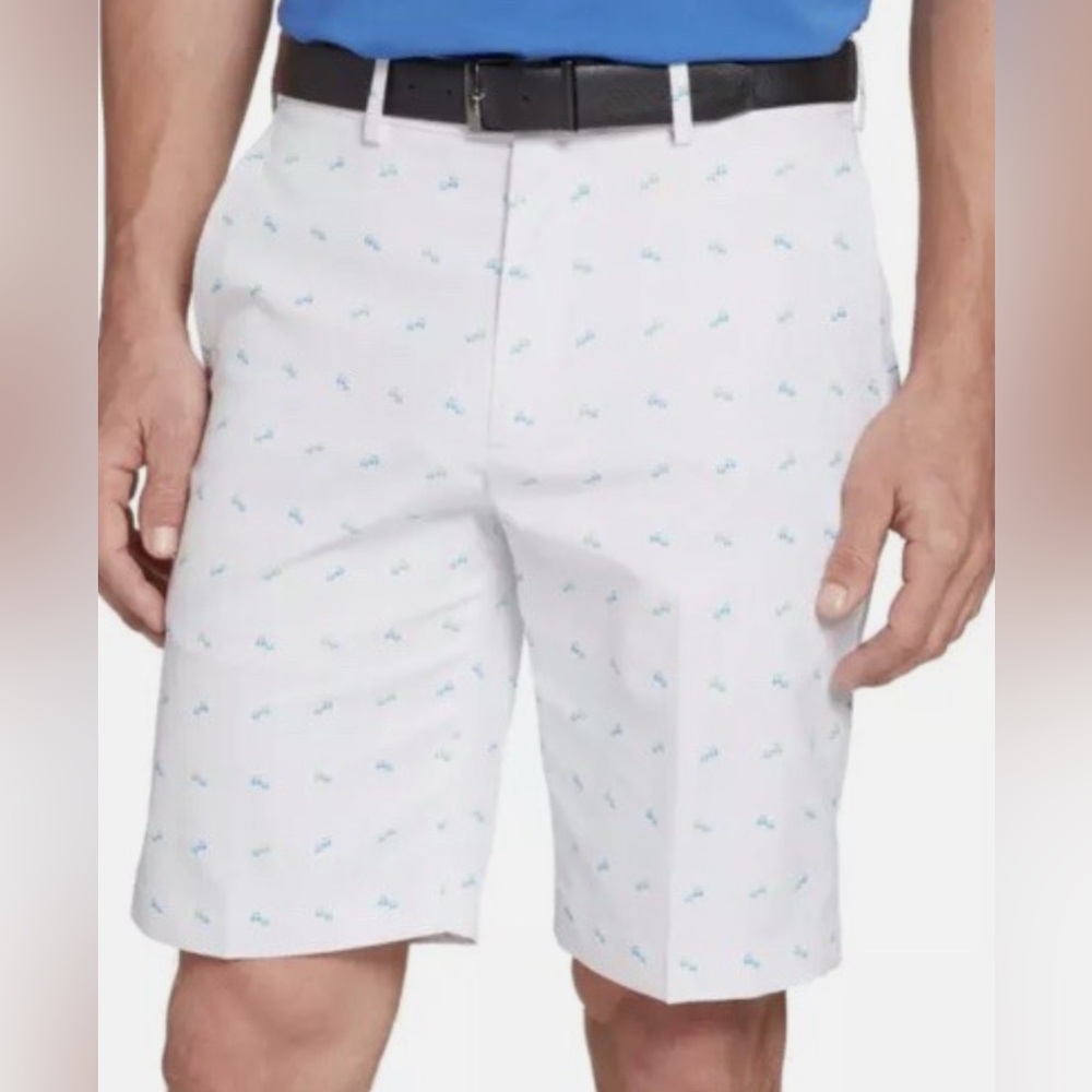 NWT Walter Hagen Golf Perfect 11 Shorts, Green and Blue Golf Cart Print, Size 42